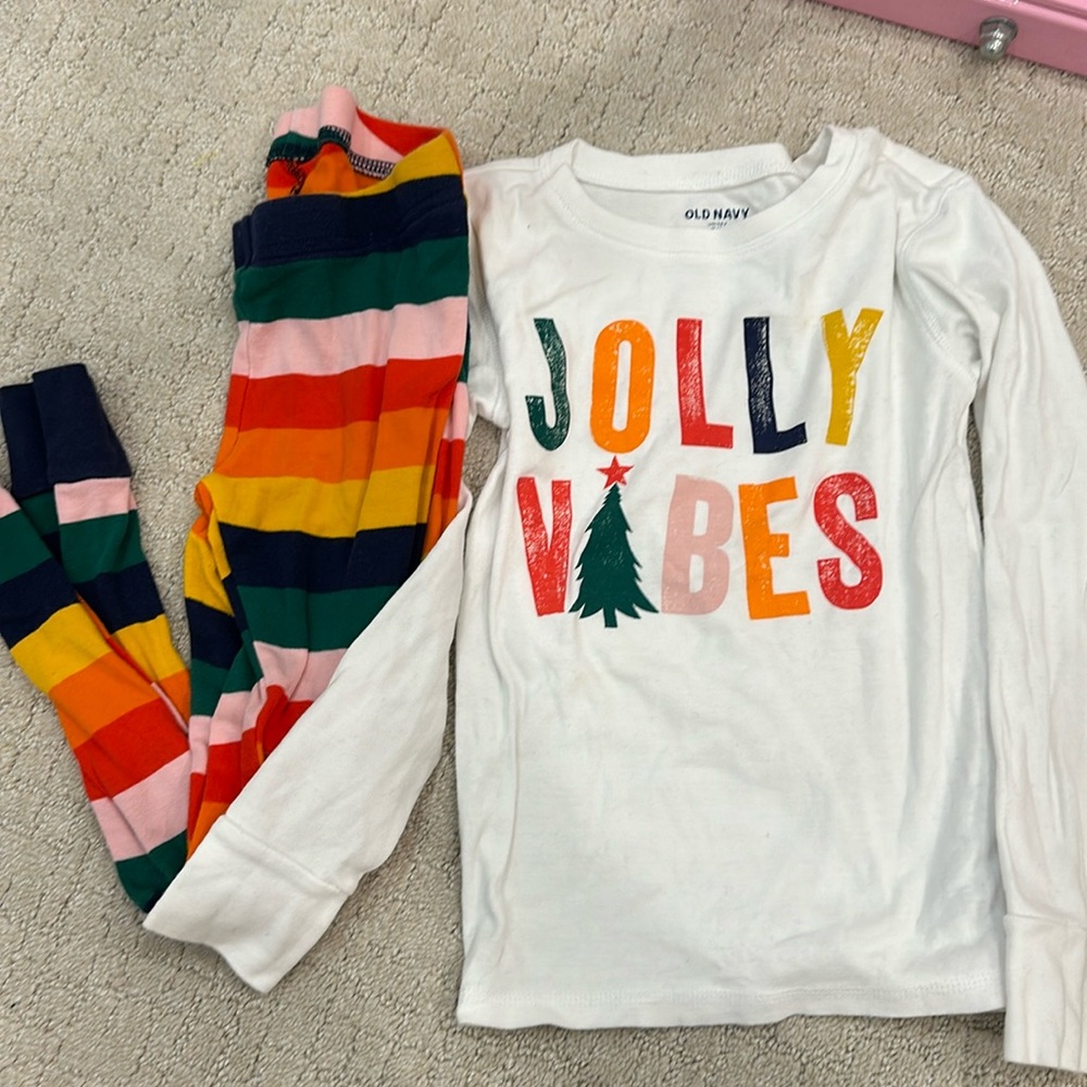 Holiday Jammies kids size 8🌲✨